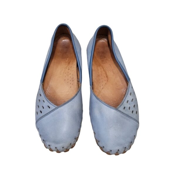 Volks Walkers Shoes - Volks Walkers Blue Perforated Leather Flats
